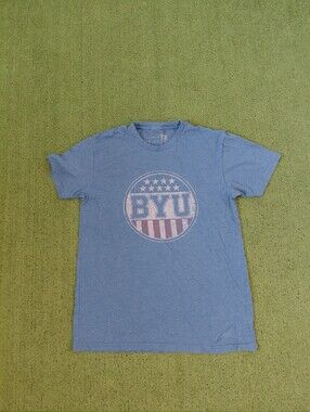 BYU Cougars Patriotic USA College NCAA Blue T Shirt Sz Medium